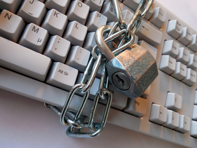 keyboard chain and lock - from pxhere.com